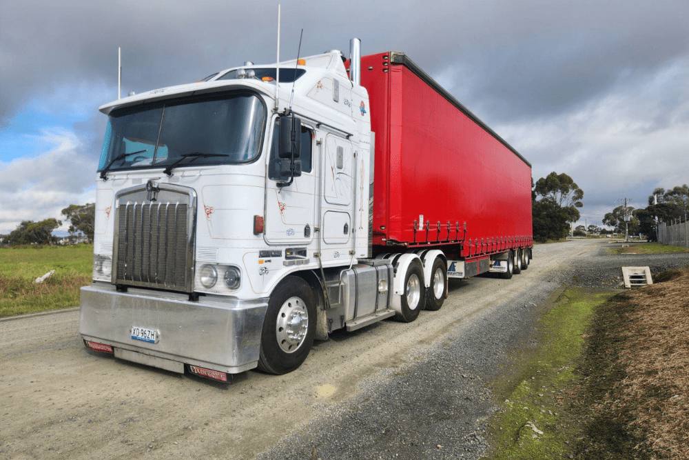 Stock deliveries Yass Valley Stockfeeds delivery truck with stockfeed bags for livestock and pets in the Yass Valley, Canberra and Murrumbateman area